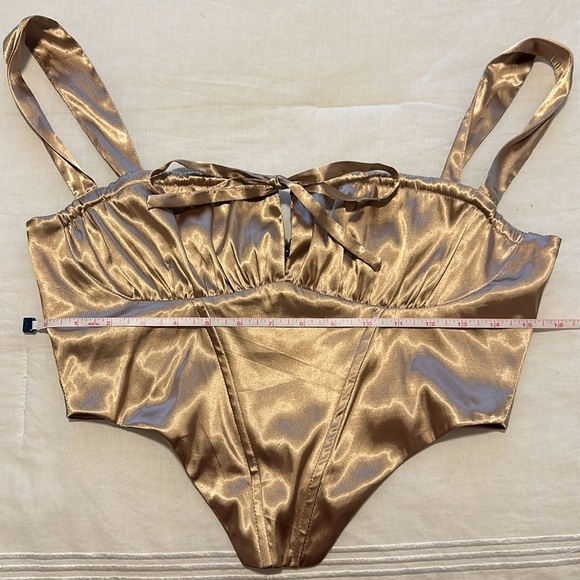NWOT Bronze/Gold Satin Corset Front Tie Top Size M - Picture 10 of 13